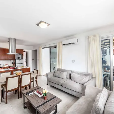 Ana Coral Вилла Пейя