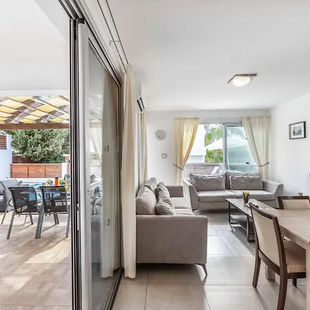 Ana Coral * Пейя